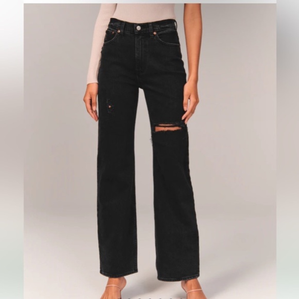 Abercrombie 90s High Rise Relaxed Jean 26 Extra Short